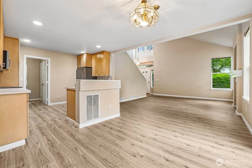 Property photo for 19107 110th Place Se, Renton photo 10