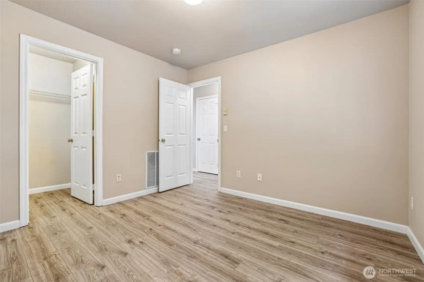 Property photo for 19107 110th Place Se, Renton photo 21