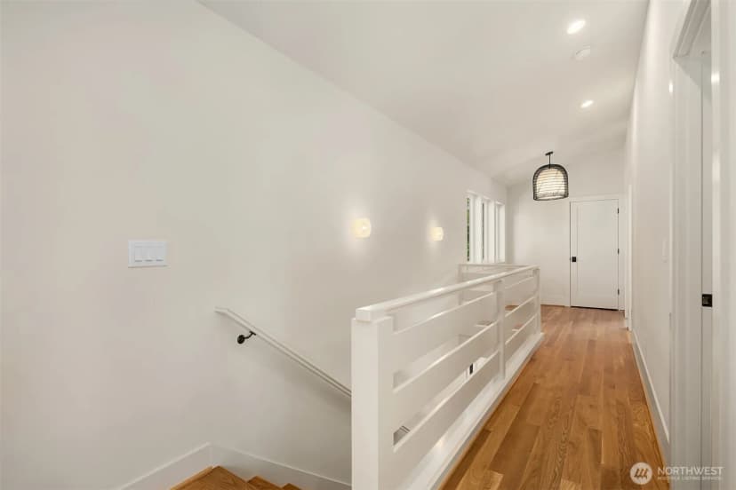 Property photo for 7342 20th Avenue Nw, Seattle photo 23