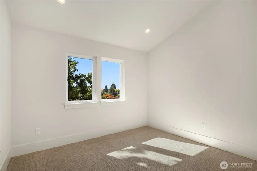Property photo for 7342 20th Avenue Nw, Seattle photo 25