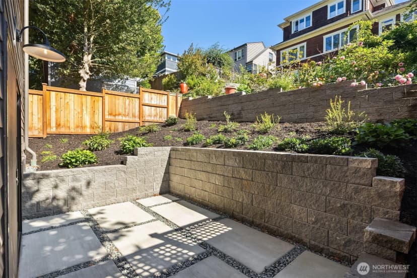 Property photo for 7342 20th Avenue Nw, Seattle photo 36