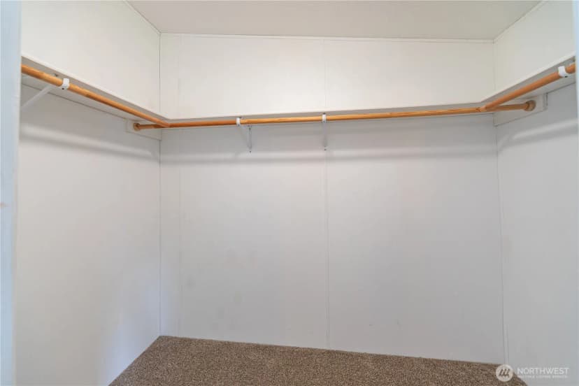Property photo for 600 Ne Saturn Lane, Bremerton photo 12