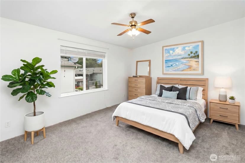 Property photo for 600 Ne Saturn Lane, Bremerton photo 10