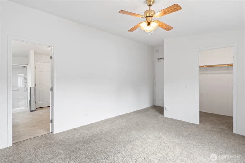Property photo for 600 Ne Saturn Lane, Bremerton photo 11