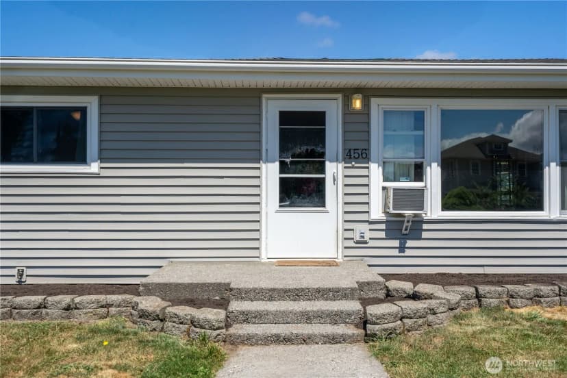 Property photo for 456 E Street, Blaine photo 40