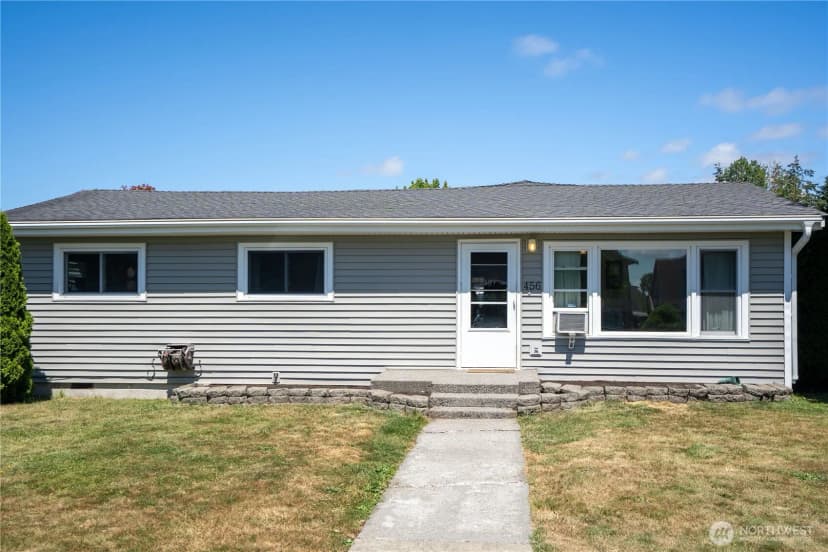 Property photo for 456 E Street, Blaine photo 3