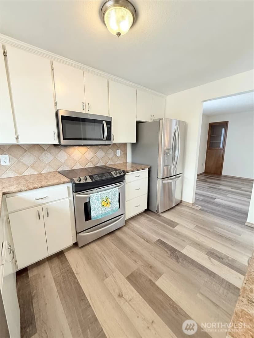 Property photo for 5010 84th Avenue W, University Place photo 11