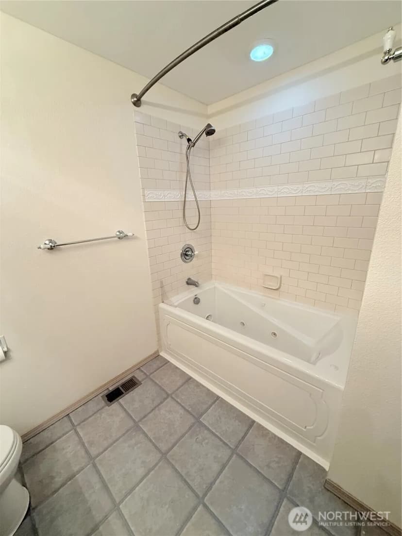 Property photo for 5010 84th Avenue W, University Place photo 21