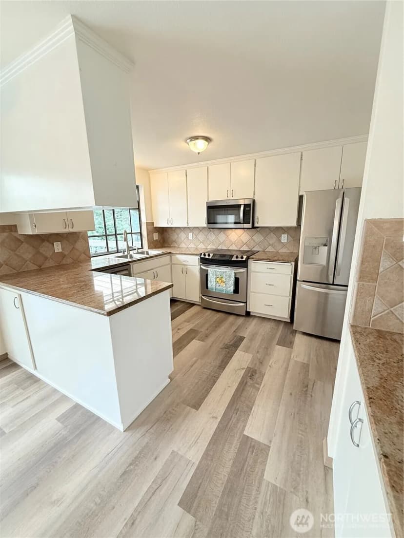 Property photo for 5010 84th Avenue W, University Place photo 13