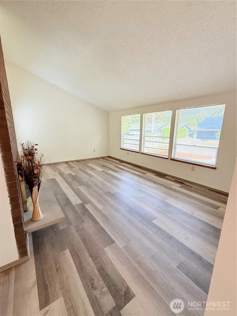 Property photo for 5010 84th Avenue W, University Place photo 6