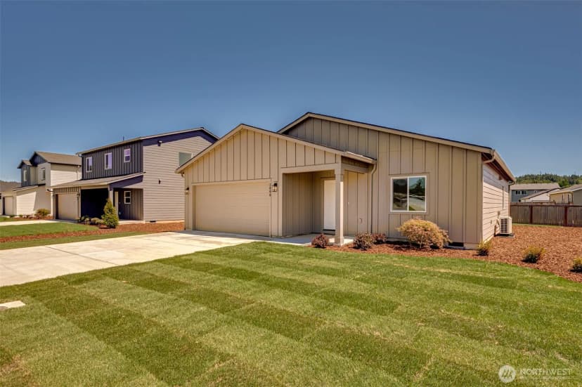 Property photo for 2008 Henderson Way, Longview