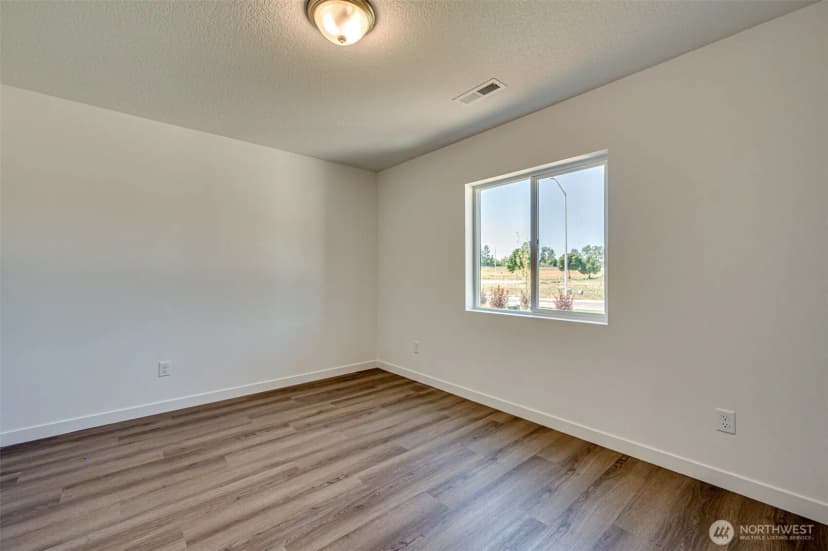 Property photo for 2008 Henderson Way, Longview photo 20