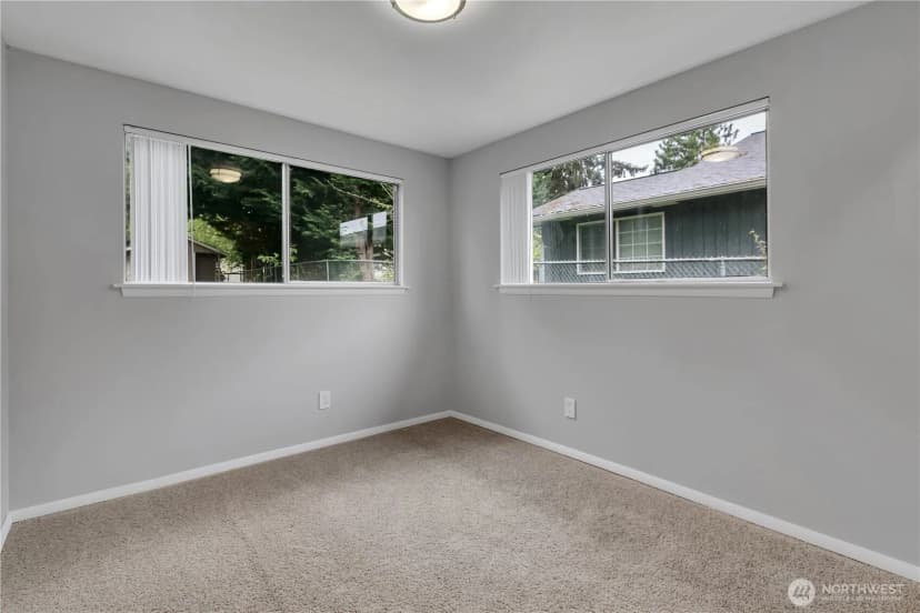 Property photo for 13003 31st Ave Ne, Seattle photo 17