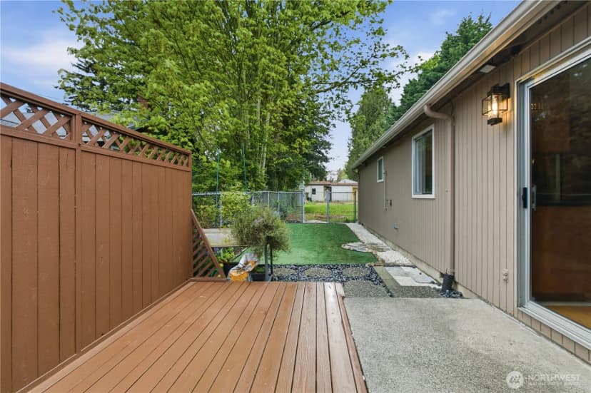 Property photo for 13003 31st Ave Ne, Seattle photo 22