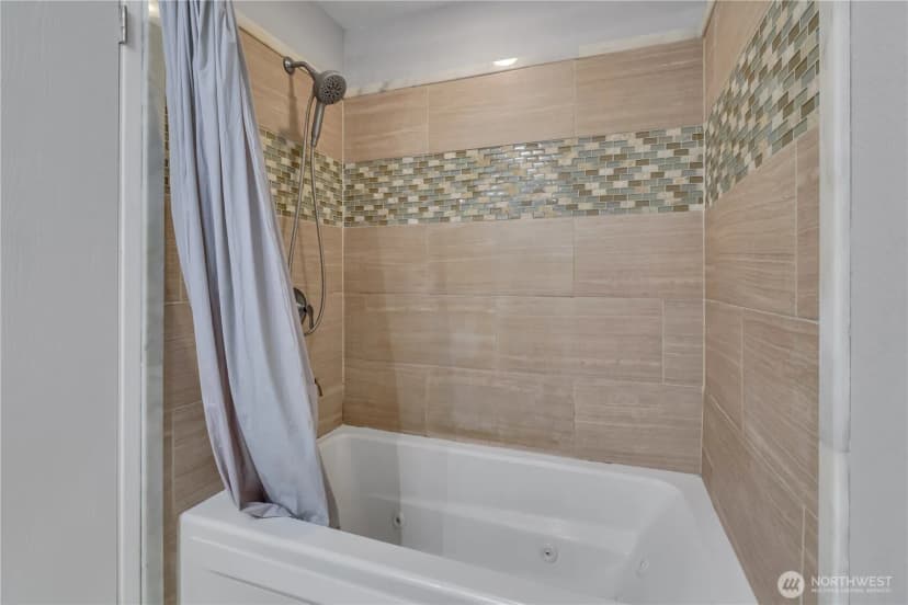 Property photo for 13003 31st Ave Ne, Seattle photo 19