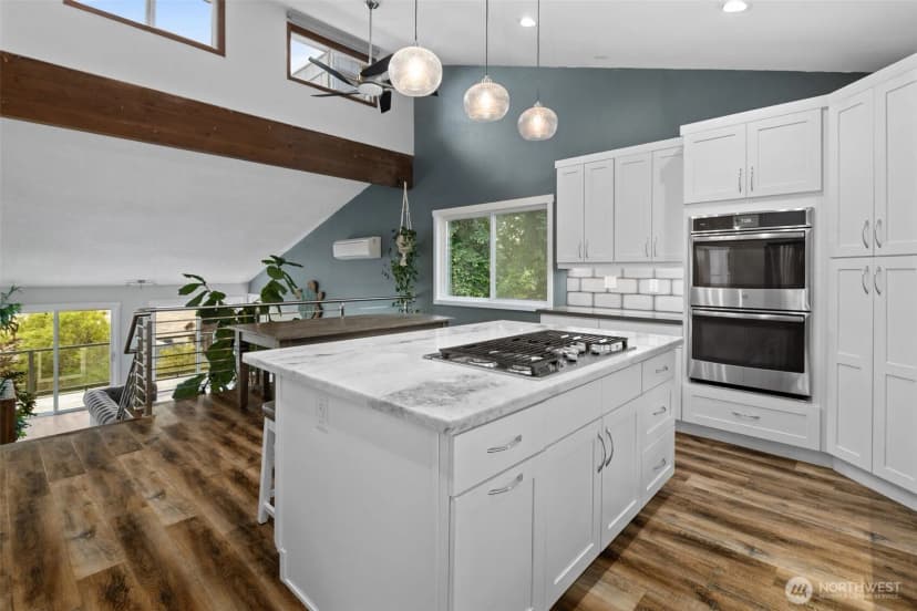 Property photo for 27009 10th Avenue S, Des Moines photo 6