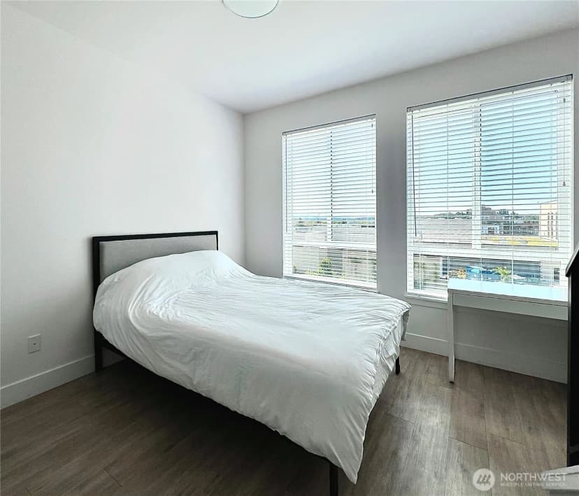 Property photo for 440 13th Ave, Seattle photo 10