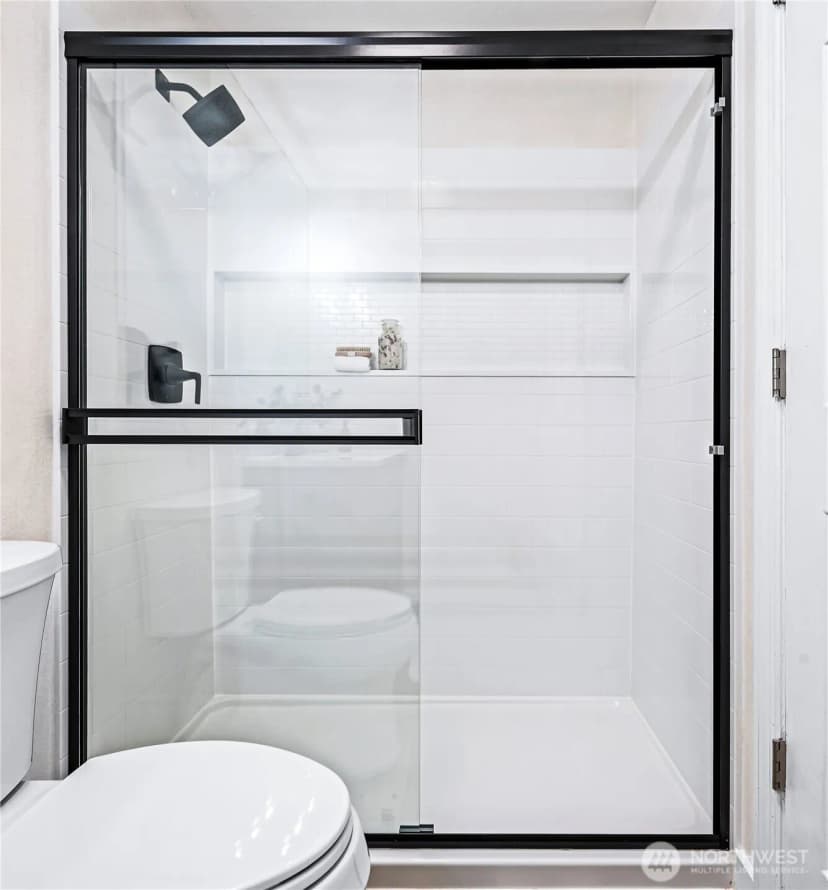 Property photo for 12680 Ne 10th Place #b103, Bellevue photo 26