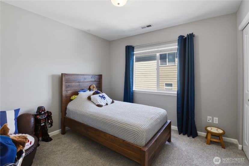 Property photo for 727 172nd Street Sw, Lynnwood photo 17
