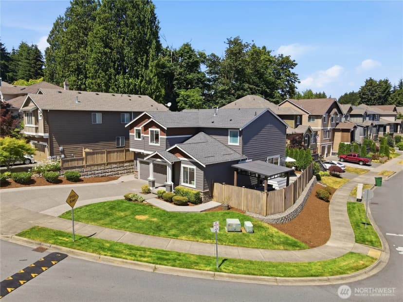 Property photo for 727 172nd Street Sw, Lynnwood photo 31