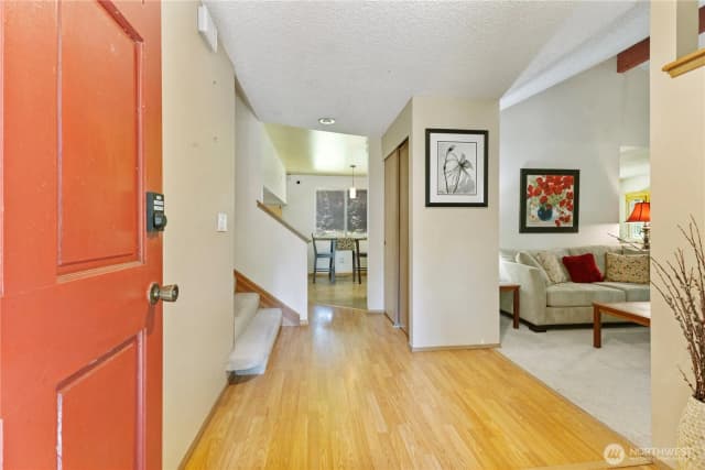 Property photo for 36521 25th Avenue S, Federal Way photo 3