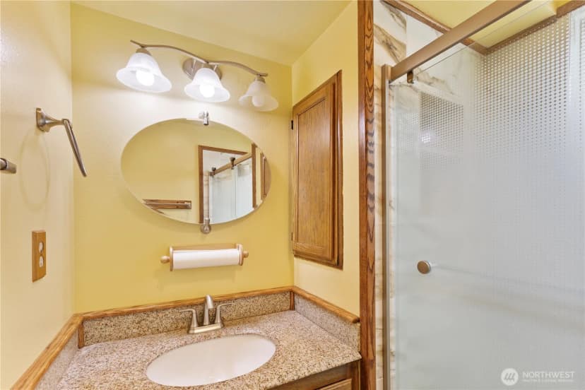 Property photo for 36521 25th Avenue S, Federal Way photo 14