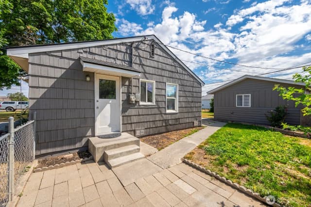 Property photo for 136 Ne F Street, Ephrata photo 5