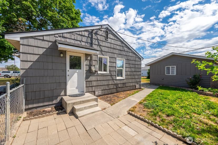 Property photo for 136 Ne F Street, Ephrata photo 5