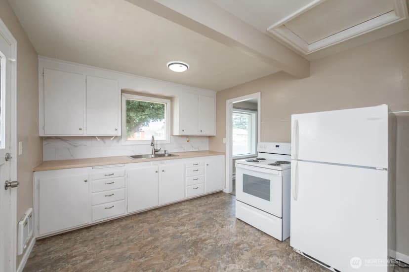 Property photo for 136 Ne F Street, Ephrata photo 14