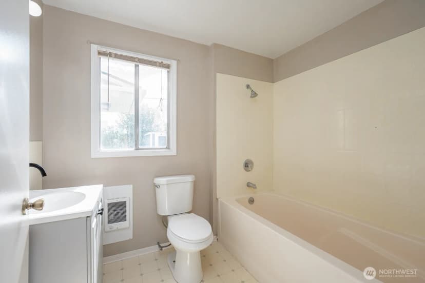 Property photo for 136 Ne F Street, Ephrata photo 21