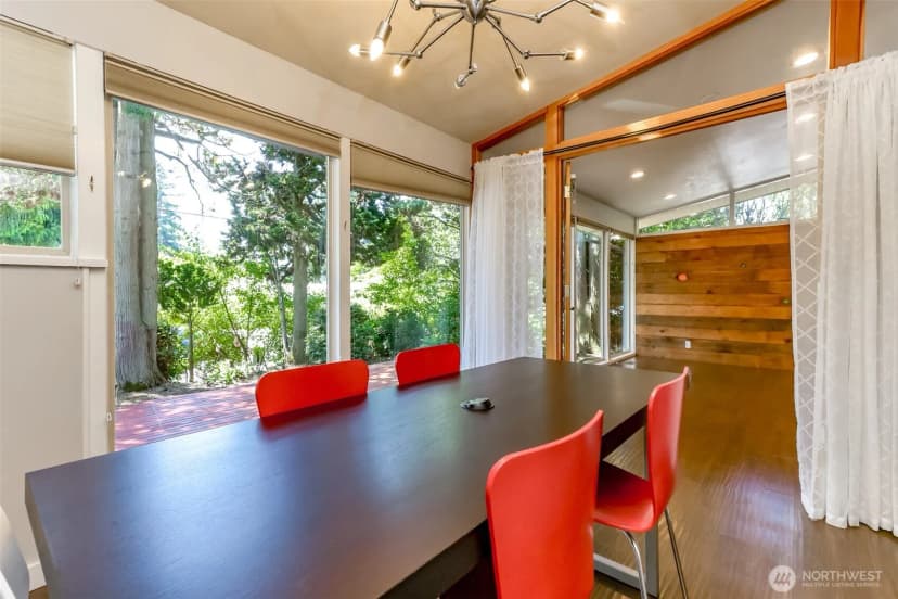 Property photo for 11418 Ne 19th Street, Bellevue photo 7