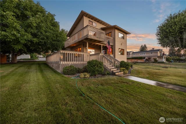 Property photo for 2111 W Terrace Avenue, Chelan