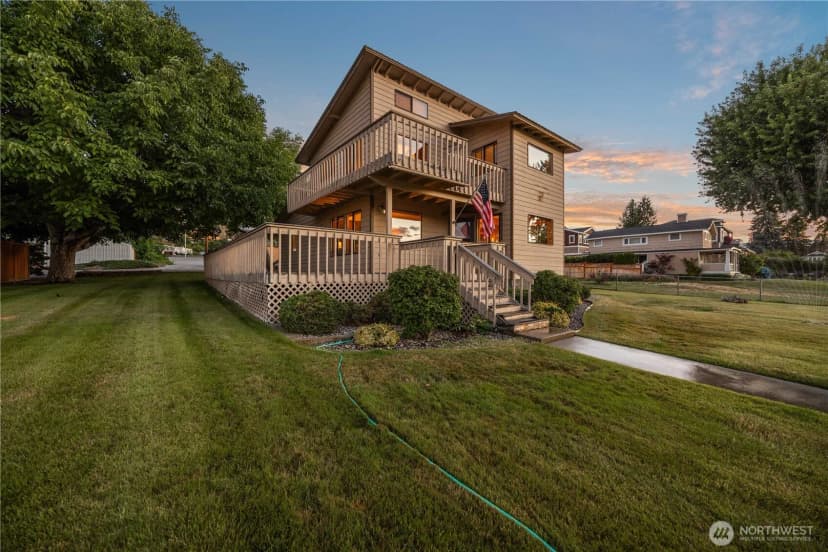 Property photo for 2111 W Terrace Avenue, Chelan