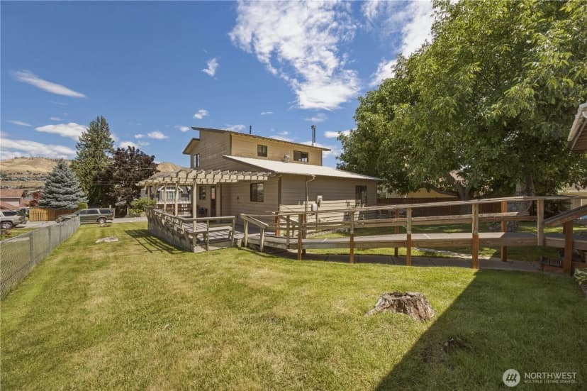 Property photo for 2111 W Terrace Avenue, Chelan photo 34