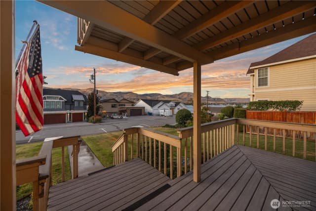 Property photo for 2111 W Terrace Avenue, Chelan photo 3