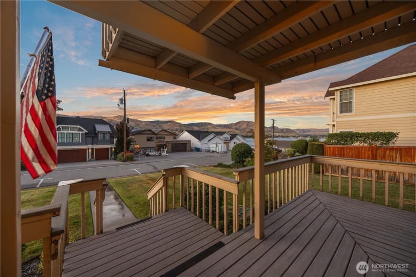 Property photo for 2111 W Terrace Avenue, Chelan photo 3