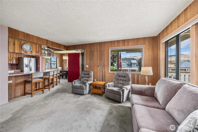 Property photo for 2111 W Terrace Avenue, Chelan photo 5