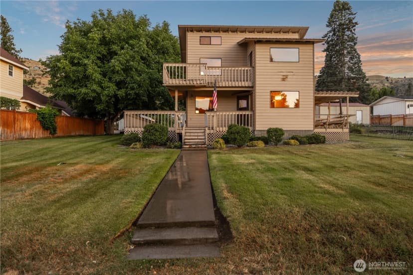 Property photo for 2111 W Terrace Avenue, Chelan photo 36