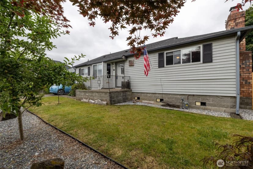 Property photo for 1128 H Street, Centralia photo 3