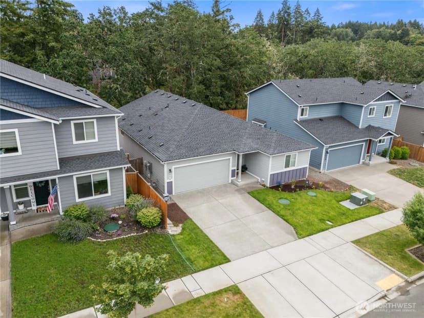 Property photo for 2410 Cantergrove Drive Se, Lacey photo 3