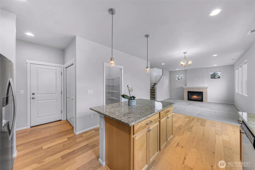 Property photo for 337 Cambridge Loop, Sedro Woolley photo 19