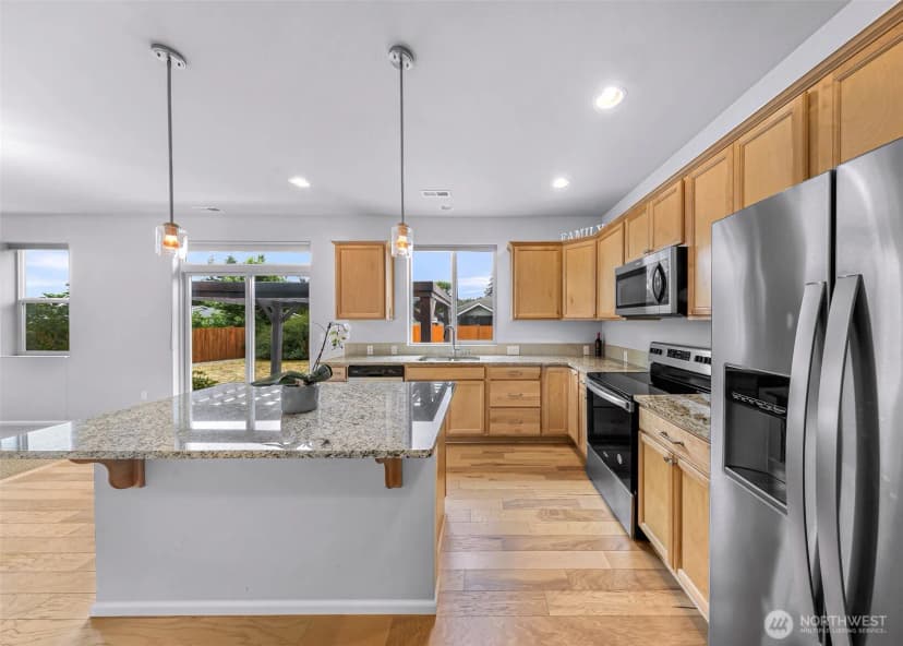 Property photo for 337 Cambridge Loop, Sedro Woolley photo 16