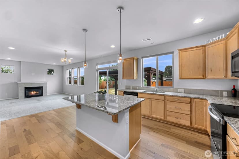 Property photo for 337 Cambridge Loop, Sedro Woolley photo 18