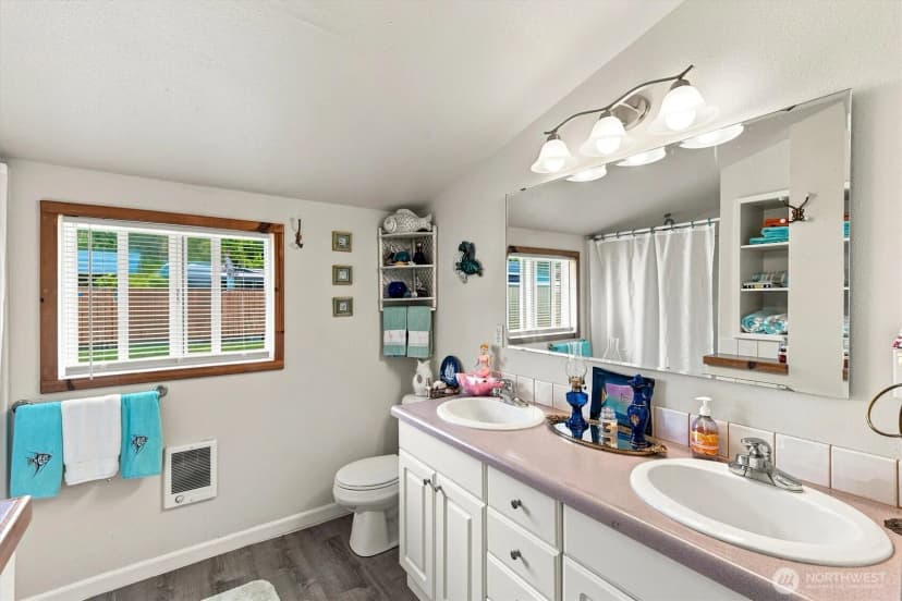 Property photo for 26202 R Street, Ocean Park photo 22