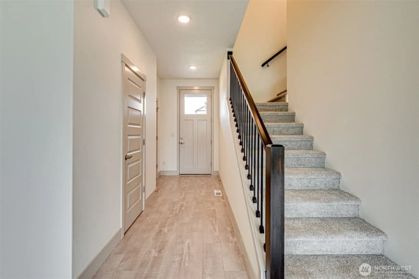 Property photo for 3447 Se 8th Avenue, Battle Ground photo 4
