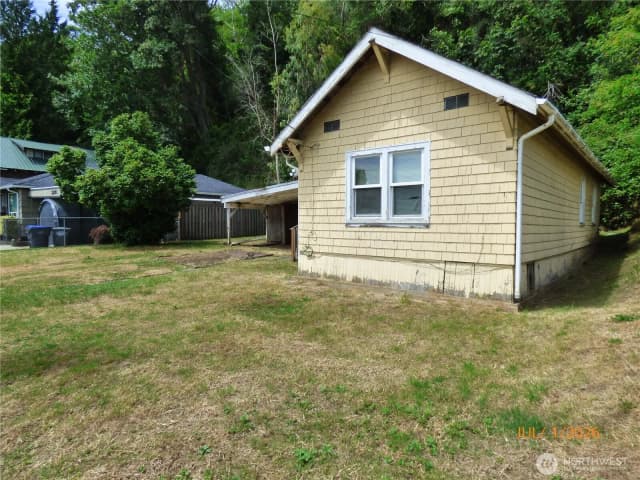 Property photo for 2218 W 5th Street, Aberdeen photo 4