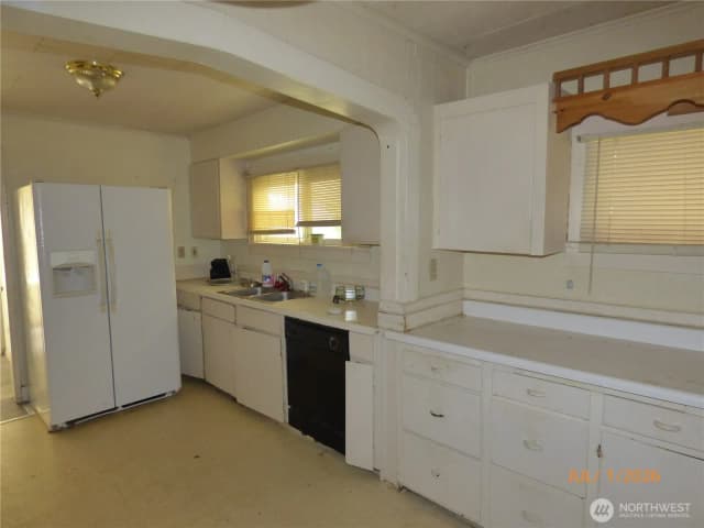 Property photo for 2218 W 5th Street, Aberdeen photo 5