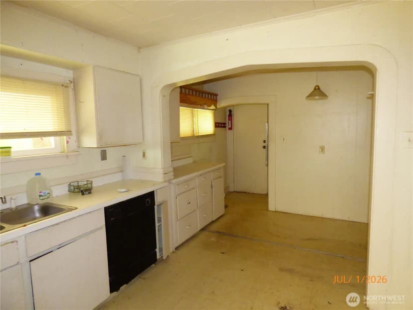 Property photo for 2218 W 5th Street, Aberdeen photo 6