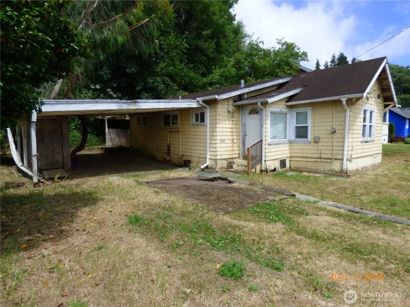 Property photo for 2218 W 5th Street, Aberdeen photo 3