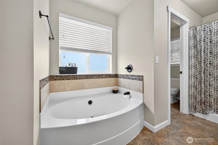 Property photo for 12014 181st Avenue E, Bonney Lake photo 17